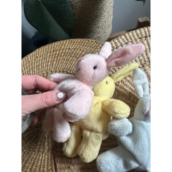Beanie 3 piece Rabbit Easter bunny decor - Picture 4 of 9